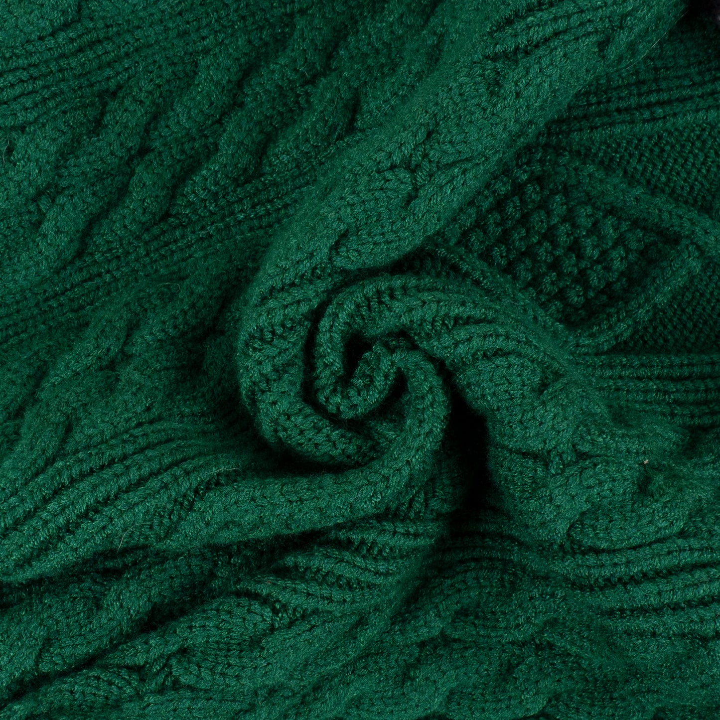 Green cable knit dog sweater stitch and pattern detail