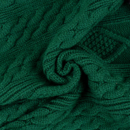 Green cable knit dog sweater stitch and pattern detail